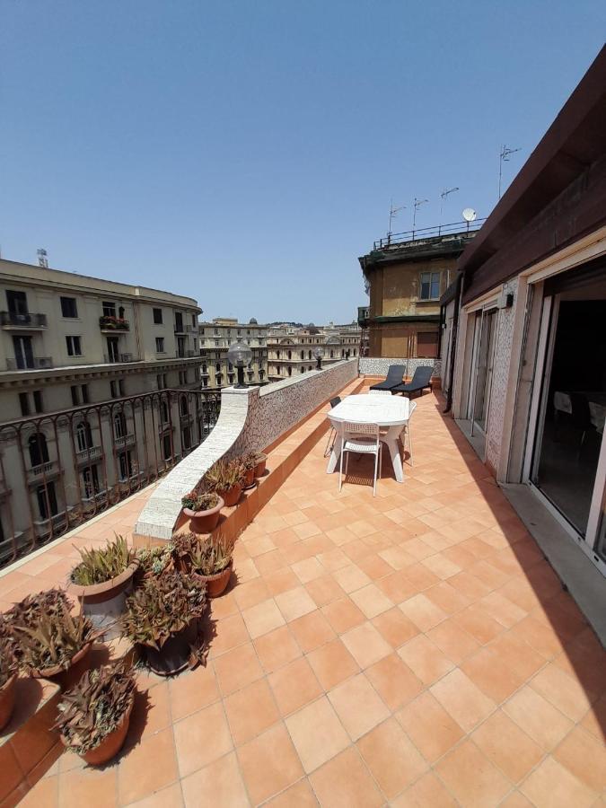 Апартаменты Venere Penthouse Babylon Неаполь Экстерьер фото